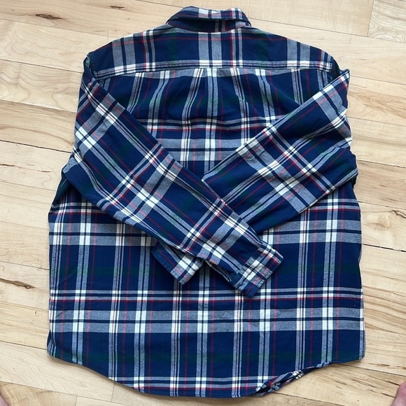 Men’s Vineyard Vines Classic Fit Trucker Shirt​ - Picture 3 of 3